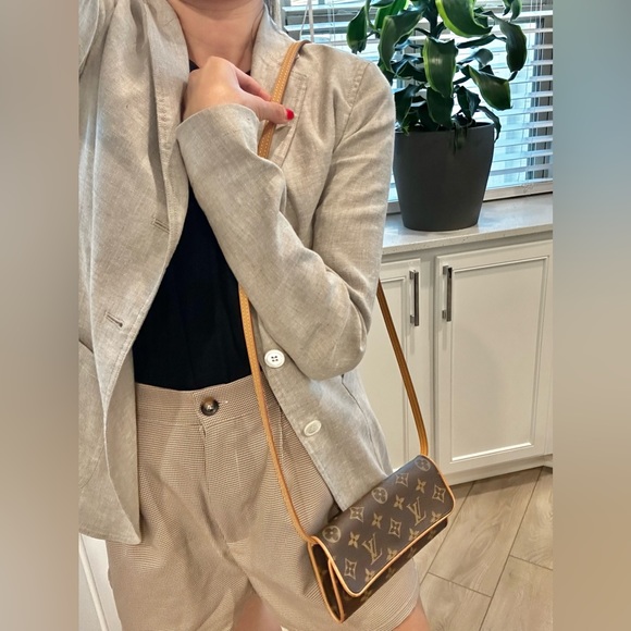 ❤️SOLD❤️ Auth LOUIS VUITTON Vintage Pochette Twin PM Monogram Bag - Picture 13 of 17